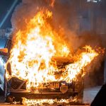 mobil_terbakar